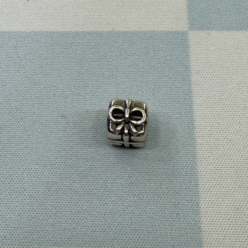 Authentic Pandora Sterling 925 ALE Silver Gift Present Box Charm Bead